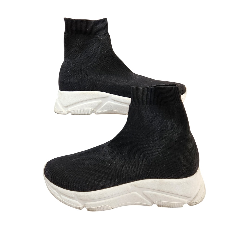 Steve Madden Womens Black BITTEN Sock Booties‎ Chunky Sole Size 7M Casual Shoe